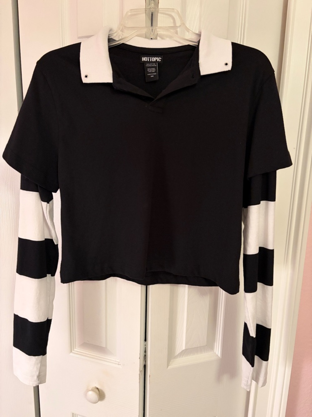 Hot Topic Black and White Layered-Look Long Sleeve Top